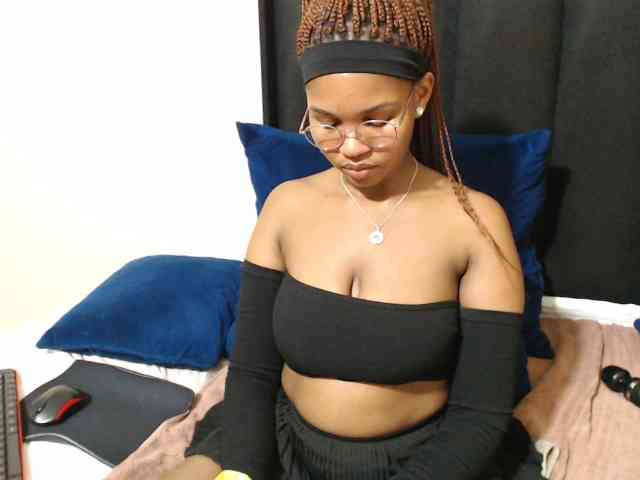 Hotsexyberry21 webcam