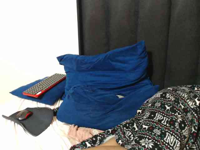 Hotsexyberry21 webcam