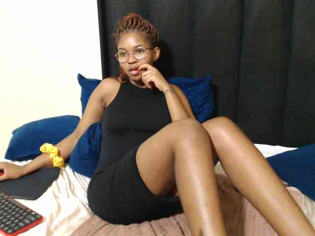 Hotsexyberry21 webcam