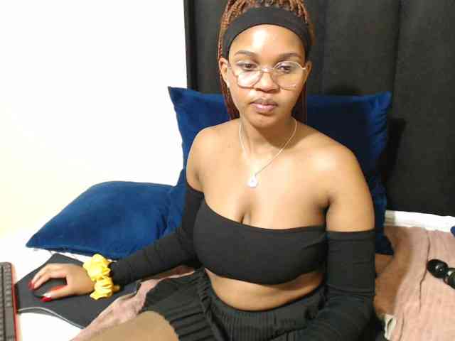 Hotsexyberry21 webcam