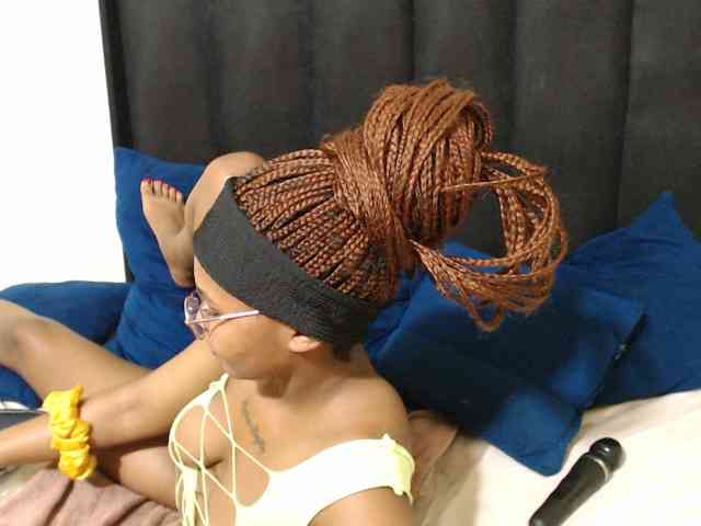 Hotsexyberry21 webcam