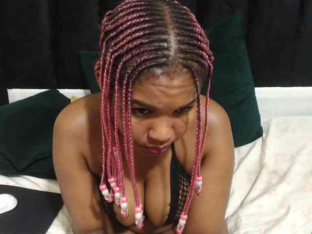 Hotsexyberry21 webcam