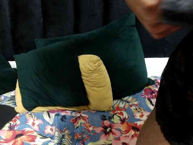 Hotsexyberry21 webcam