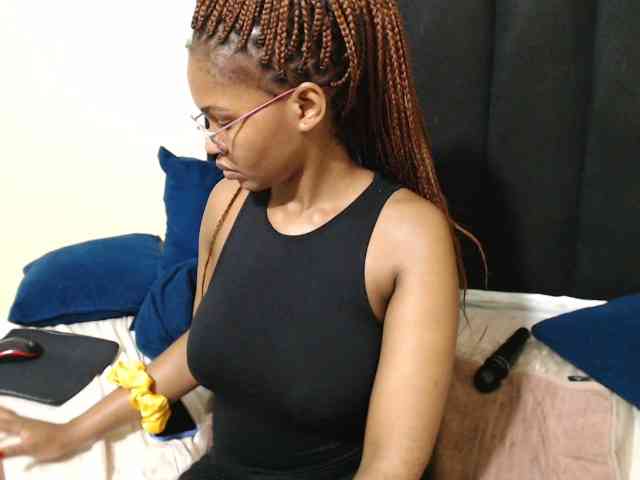 Hotsexyberry21 webcam