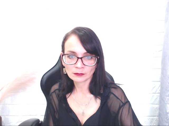  DarkOpiumX chat room