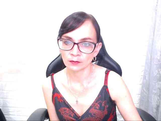 DarkOpiumX webcam