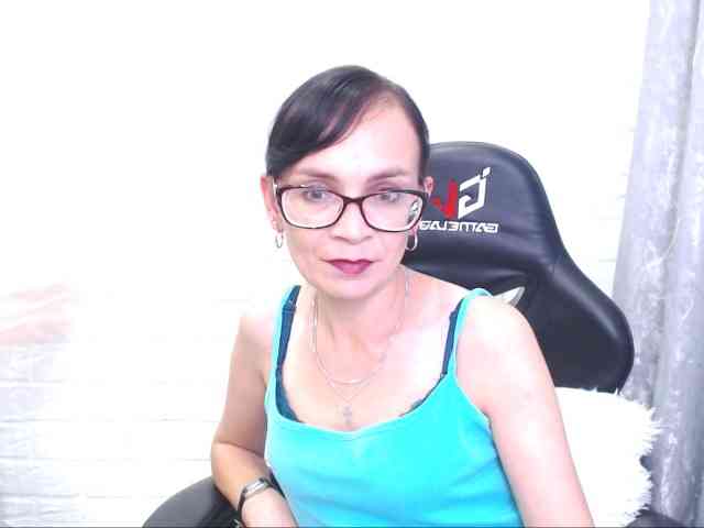 DarkOpiumX webcam