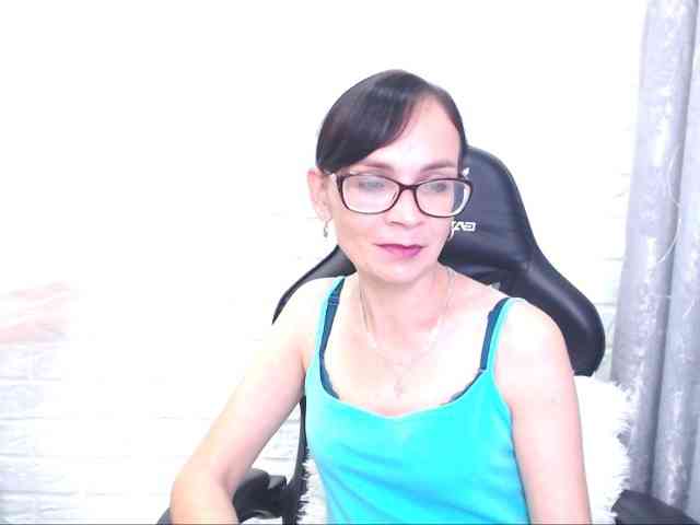 DarkOpiumX webcam