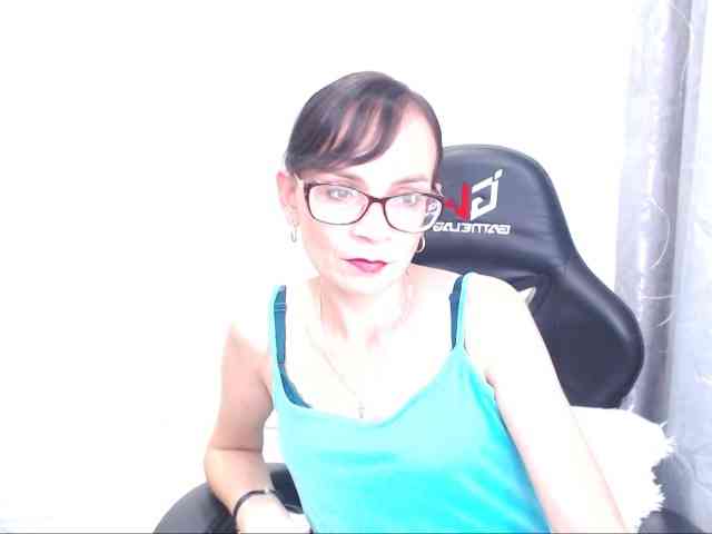 DarkOpiumX webcam