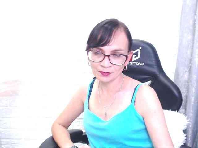 DarkOpiumX webcam