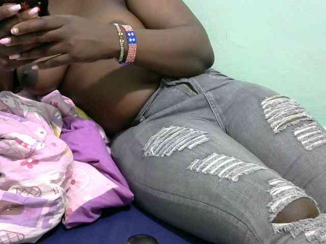Hot-ayana webcam