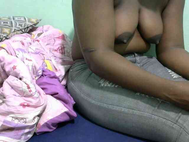 Hot-ayana webcam