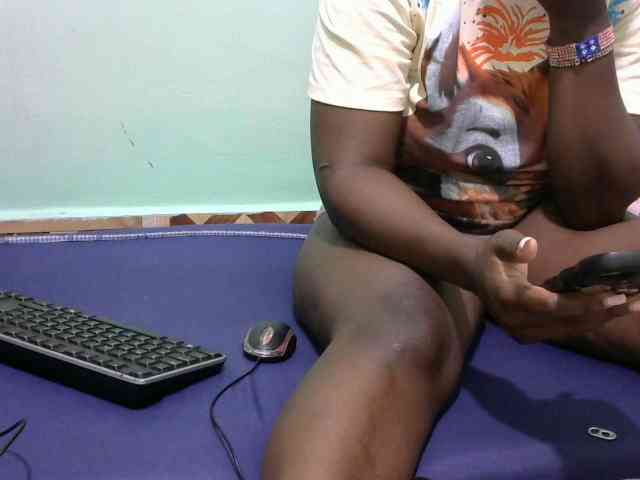 Hot-ayana webcam