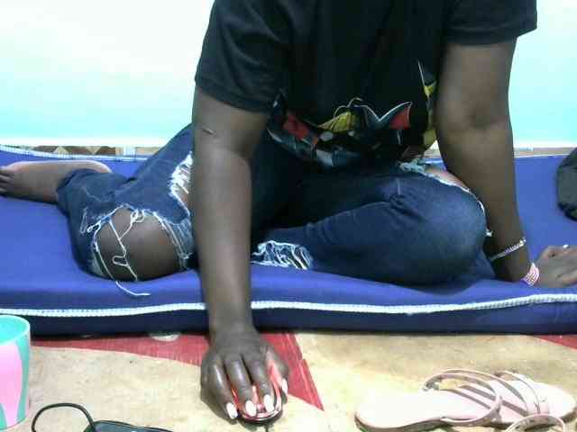 Hot-ayana webcam