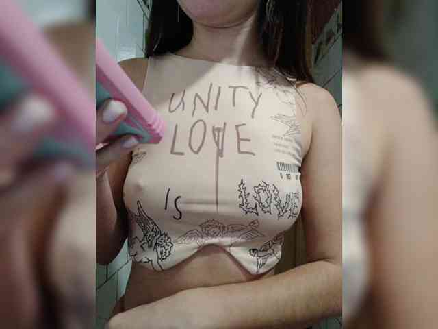 AngelsRika webcam