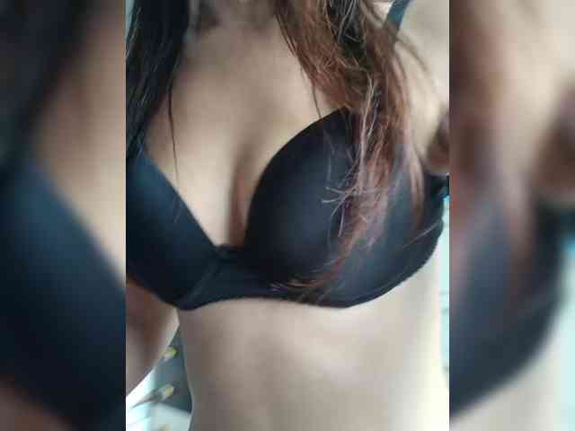 AngelsRika webcam
