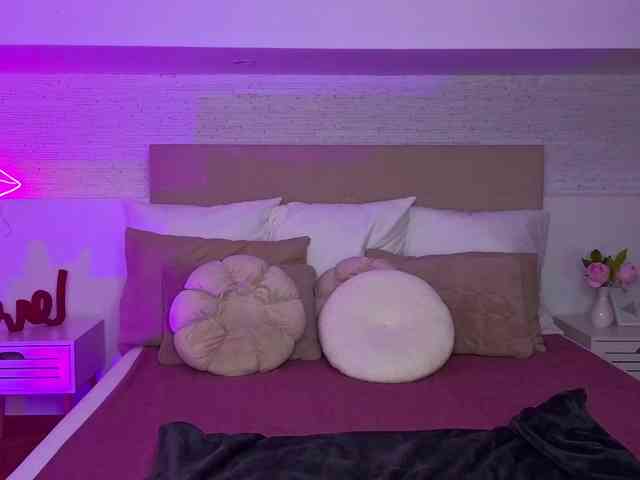 Little-melodyy webcam