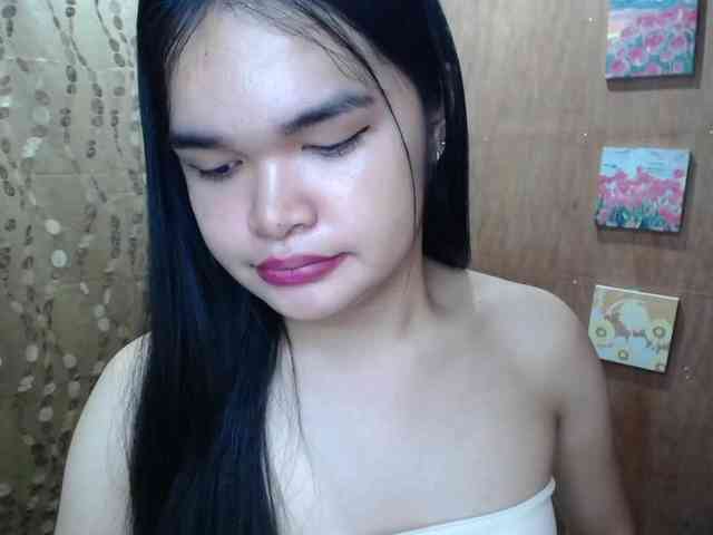 Ursweet4ngel Live Webcam on BongaCams