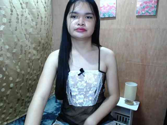 Ursweet4ngel Live Webcam on BongaCams