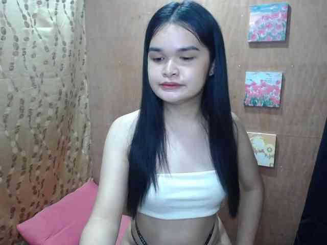 Ursweet4ngel Live Webcam on BongaCams