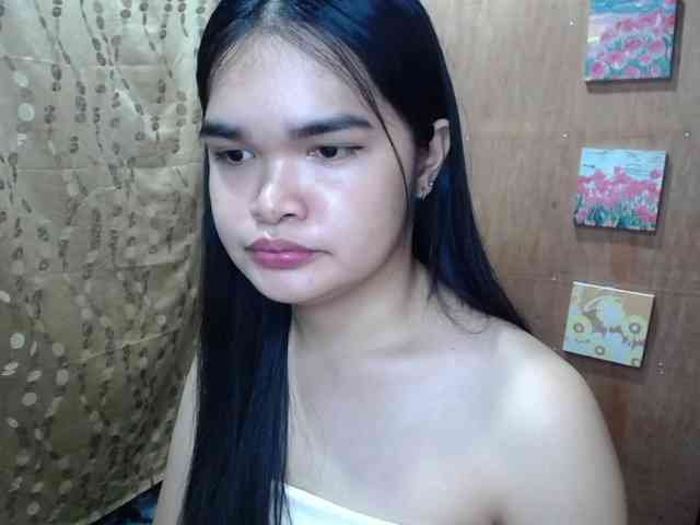 Ursweet4ngel Live Webcam on BongaCams