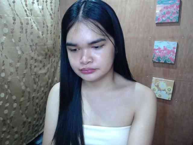 Ursweet4ngel Live Webcam on BongaCams