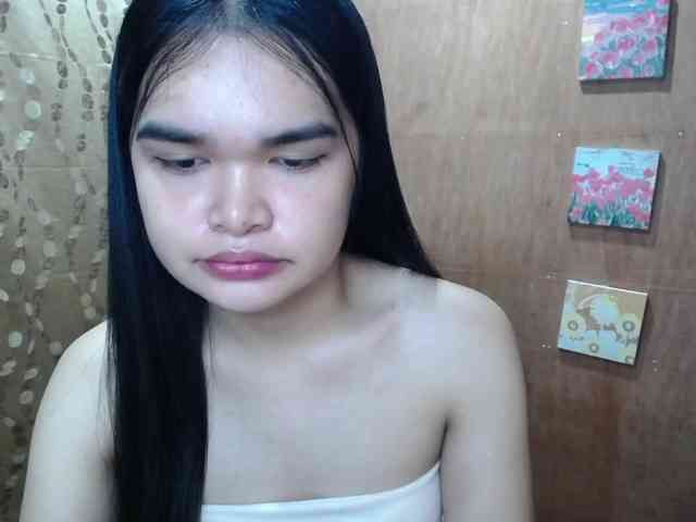 Ursweet4ngel Live Webcam on BongaCams