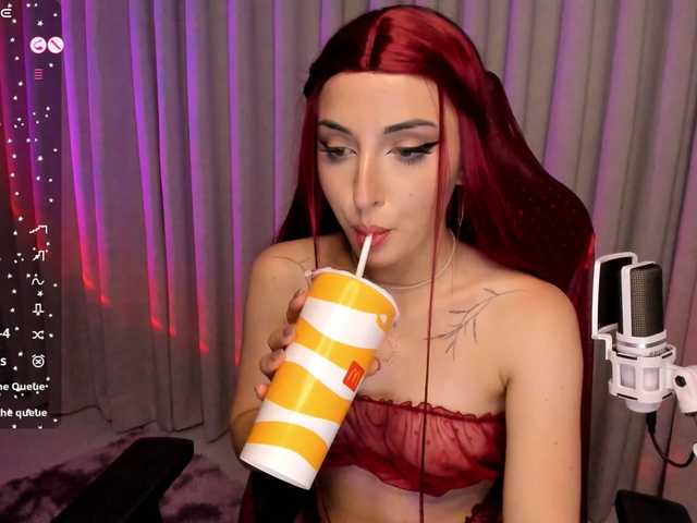 AmyVilvet's BongaCams show and profile