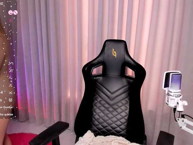 AmyVilvet's BongaCams show and profile