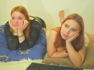 PrettyGirlsLive Porn Show