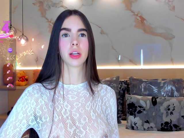 SolAvelar's BongaCams show and profile