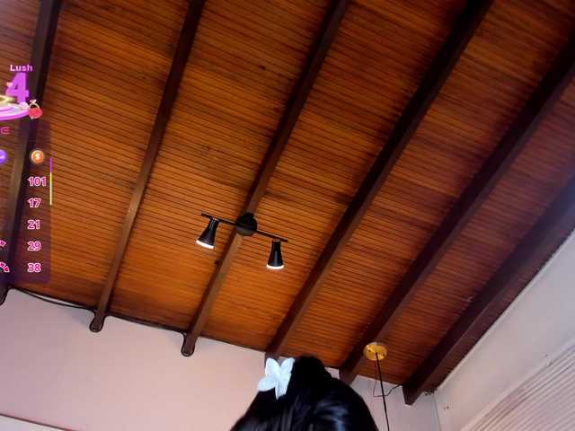 SolAvelar's BongaCams show and profile