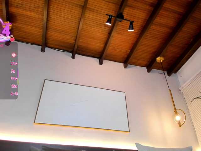 SolAvelar's BongaCams show and profile