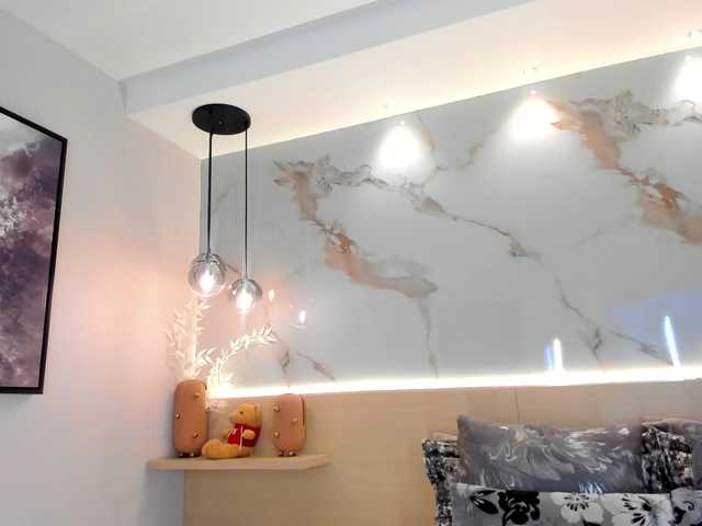 SolAvelar's BongaCams show and profile