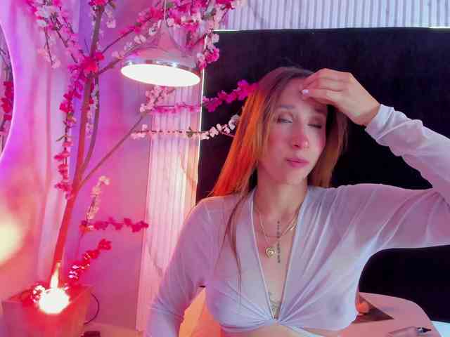MONIKFOXCR webcam