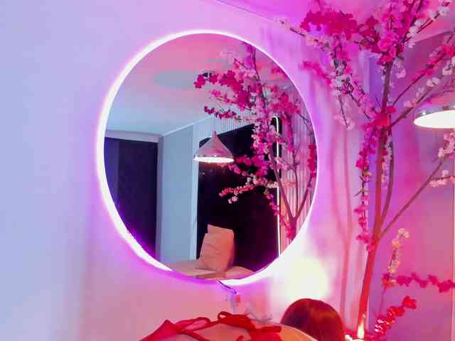 MONIKFOXCR webcam