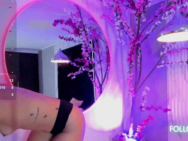 MONIKFOXCR bongacams