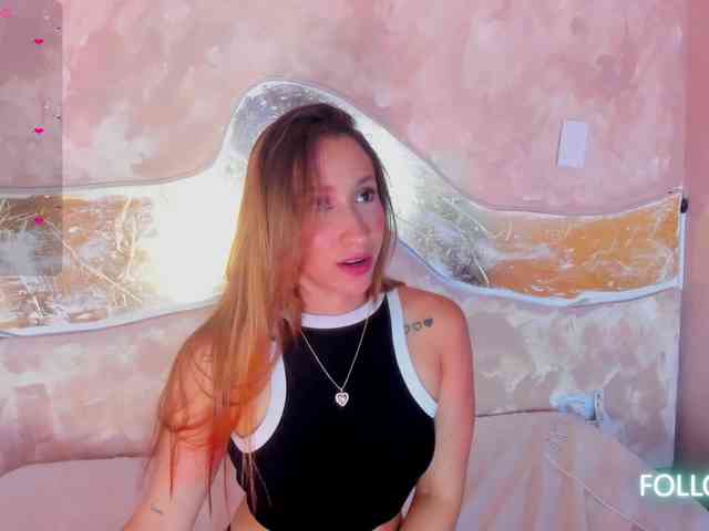 MONIKFOXCR webcam