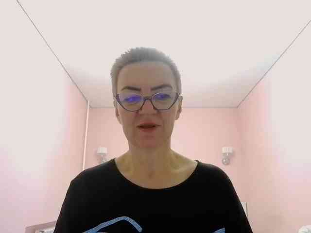 TheCryptoQueen Live Webcam on BongaCams