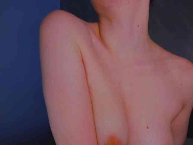 AmiraDavis webcam