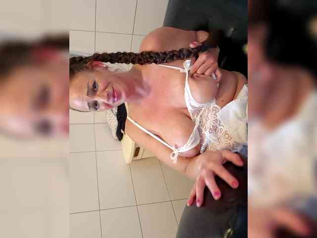 DIVALEIN666a