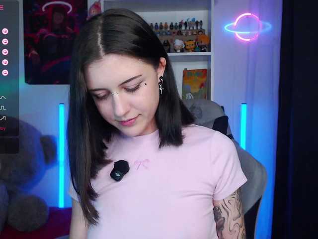 BlackAngell's BongaCams show and profile