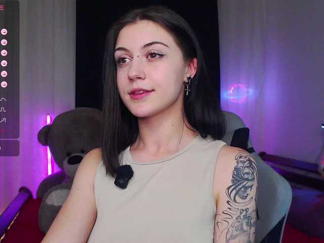 BlackAngell's BongaCams show and profile