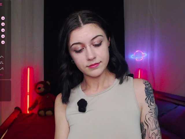 BlackAngell's BongaCams show and profile