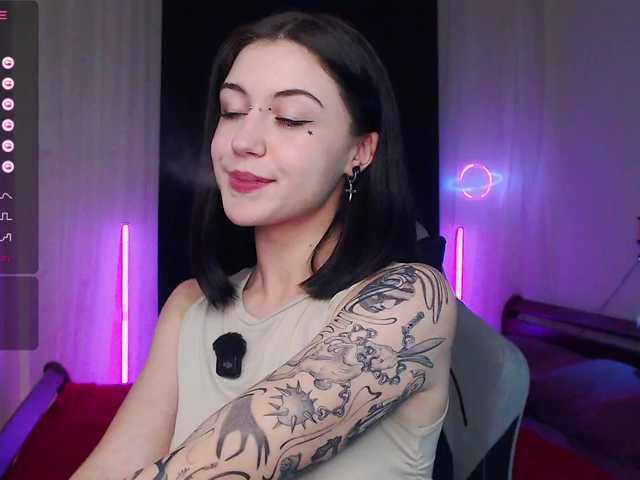 BlackAngell's BongaCams show and profile