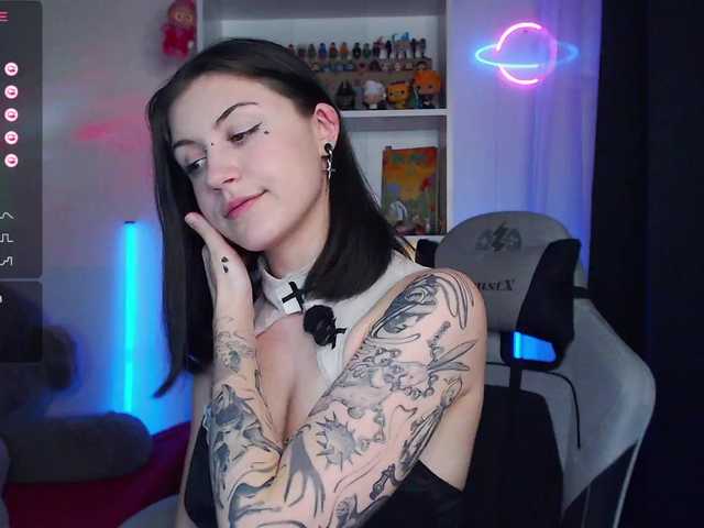 BlackAngell's BongaCams show and profile