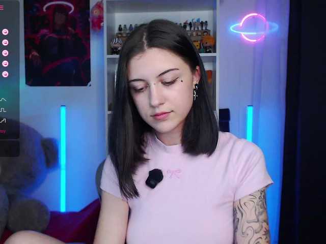 BlackAngell's BongaCams show and profile