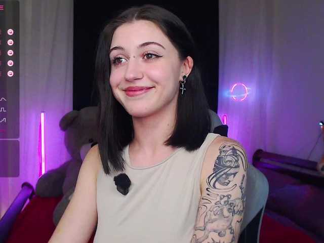 BlackAngell's BongaCams show and profile