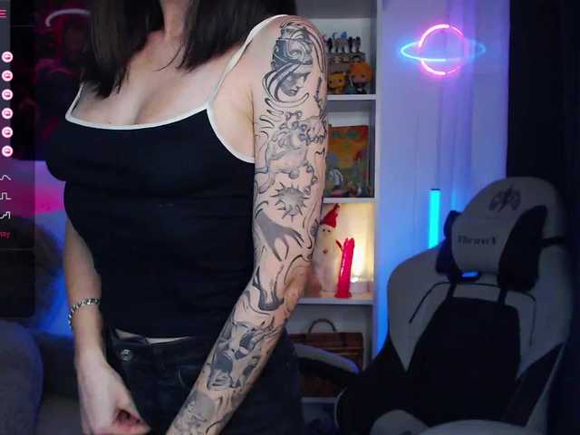 BlackAngell's BongaCams show and profile