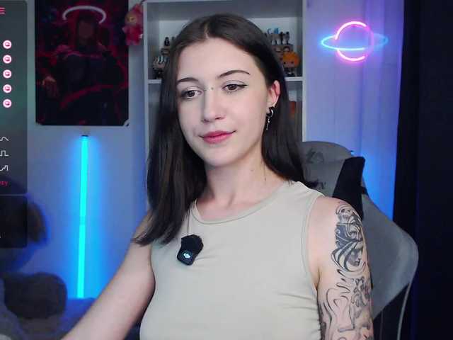 BlackAngell's BongaCams show and profile